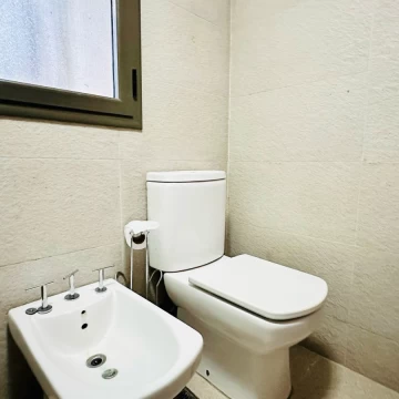 1787081072.jpg