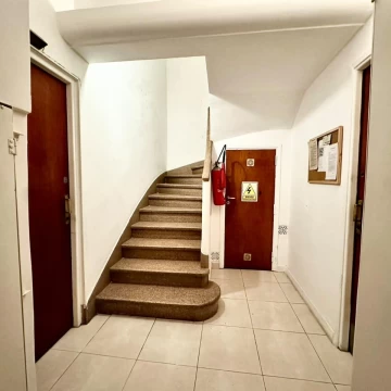 1787081228.jpg