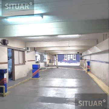 OORTUNIDAD 3 Cocheras fijas cubiertas en Monserrat, APTO CREDITO hipotecario, escritura inmediata
