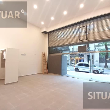 Espectacular LOCAL a Estrenar de Doble altura con Posibilidad de Entrepiso