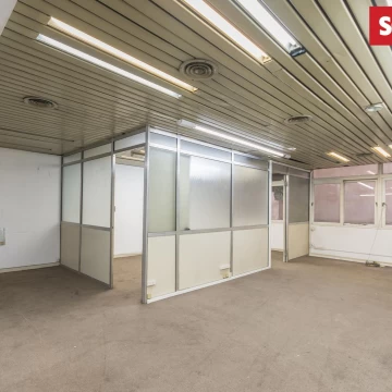Venta Oficina 2 despachos y sala de reuniones en Tribunales