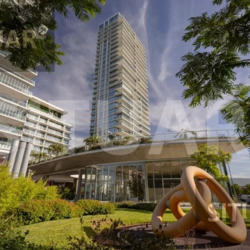 Venta 4 Ambientes con balcón aterrazado y dependencia de servicio - SLS - Puerto Madero