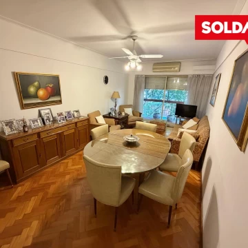 Departamento en Venta Cuatro Ambientes con dependencia de servicio Villa Urquiza