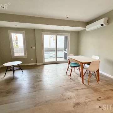 Departamento en venta de 2 ambientes con cochera en Caballito