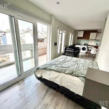Venta de monoambiente amoblado en Caballito