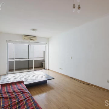 Monoambiente amplio en venta – Balvanera | Tucumán Design