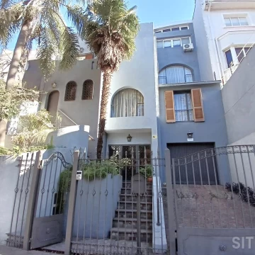 VENTA Casa 9 Ambientes con jardin, pileta, ascensor, cocheras, terraza, quincho y parilla en Núñez