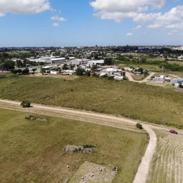 Campo en venta en Las Piedras con 8 Has y fraccionamiento etapa A finalizada