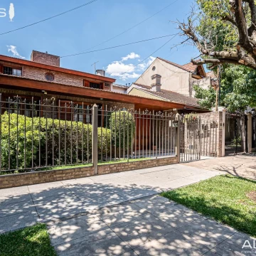 VENTA CASA 5 AMB HAEDO NORTE FONDO PILETA