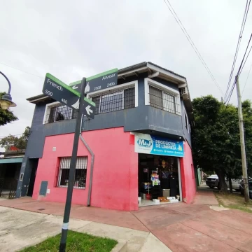 Local esquina mas Galpón y Departamento 3 ambientes ideal inversion  en San Fernando GBA Norte