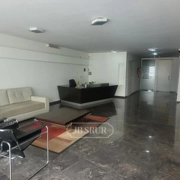 Oficina en Venta con baulera en barrio Centro