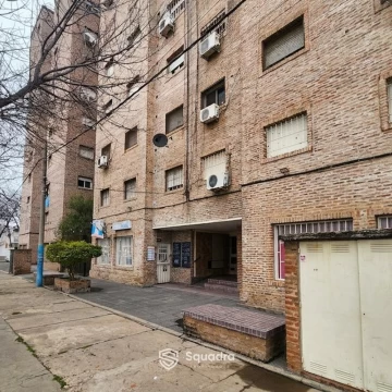 1787152351.jpg