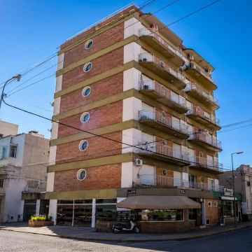 Departamento - San Nicolas De Los Arroyos
