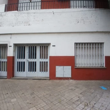 CASA DE 2 DORMITORIOS ALQUILER ARROYITO