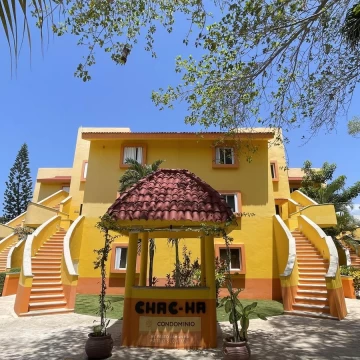 For Sale | 2-Bedroom Ground-Floor Condo in Chac-Ha, Playacar Phase II