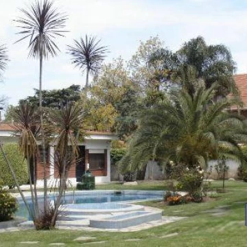 Venta de Gran Lote 1.026 m² Apto Crédito Ideal inversion en Martínez