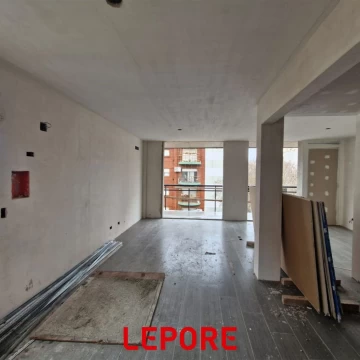 Venta de monoambiente con balcón al frente en Villa Urquiza, Capital Federal.