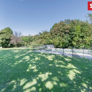La Delfina, 1200 m2 lote. Casa muy sólida, 4 cuartos