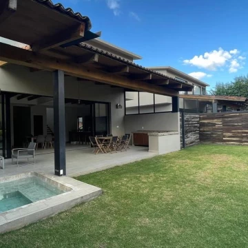 Casa en Renta Avandaro