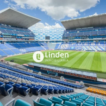 Palco Poniente 242, Estadio Cuauhtémoc, Parque industrial, Puebla.