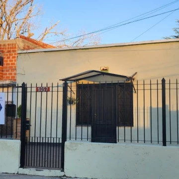 Venta Casa 2 ambientes cochera en A. Verde Lavallol Lomas de Zamora