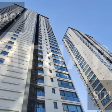 Alquiler 3 Ambientes en The Link Towers Puerto Madero con cochera y baulera