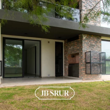 Departamento de 2 dormitorios en venta en Manantiales 1
