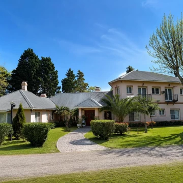 Venta Casa en el exclusivo Country Club Carmel, Pilar