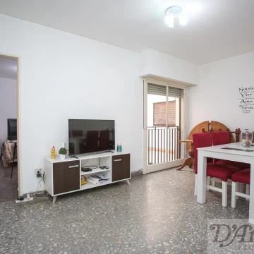 2 Ambientes con Baulera. Apto Profesional en Caballito