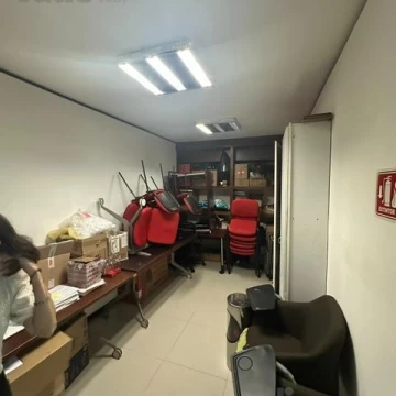 1787249840.jpg