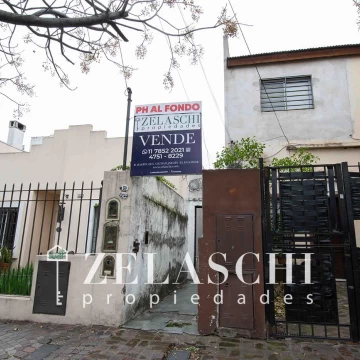 En venta: PH al fondo, sobre calle Yapeyú - El Palomar 