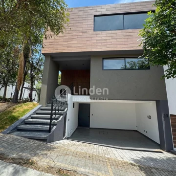 Casa en Venta en Parque Cuernavaca, Lomas de Angelópolis III