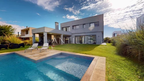 CASA EN VENTA | GREENVILLE POLO Y RESORT