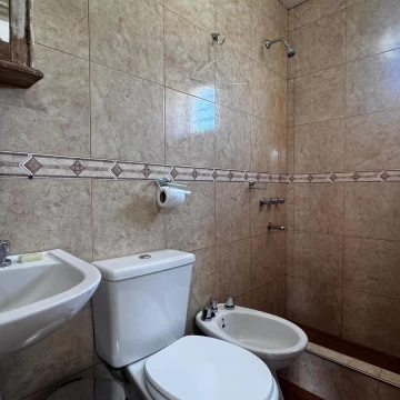 1787261064.jpg