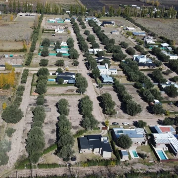 Lote B24 en venta Bº Los Cardos Club de Campo