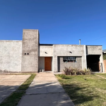 Casa en Venta en Barrio Alto Paredes, San Rafael | Cumbrein