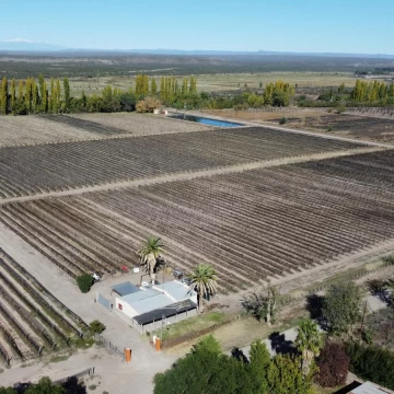 Finca de 20 hectáreas en Calle Larga - Entorno rural premium