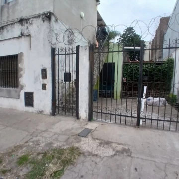 CASA DE 3 DORMITORIOS ALQUILER