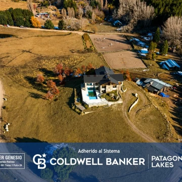 VENTA/CLUB HOUSE  950m² Terreno 3300m² Los Ñires San Martin de los Andes.