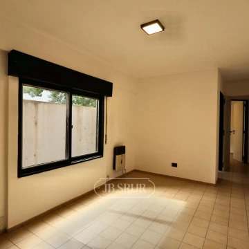 Departamento en Venta de 1 Dormitorio y medio en Nueva Córdoba
