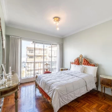 Venta 4 ambientes Caballito Piso Alto