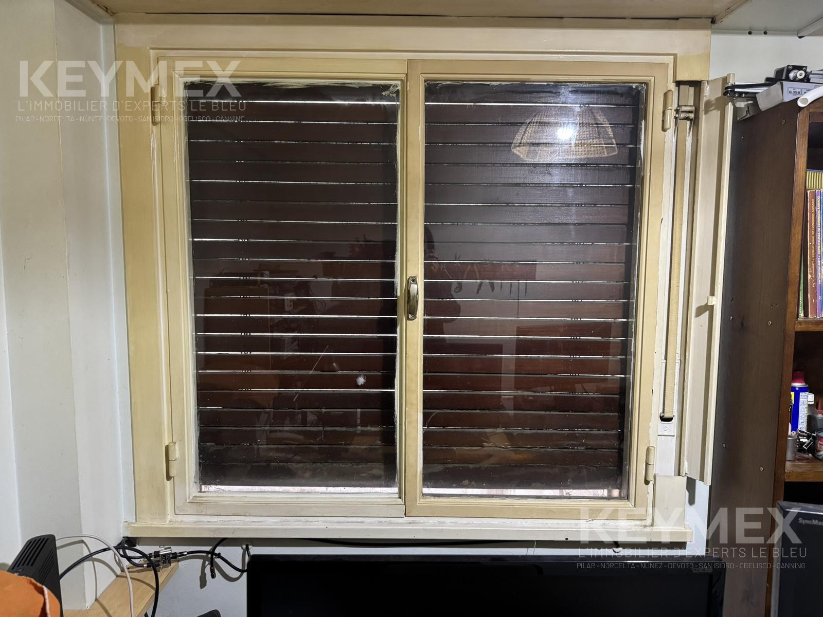ventana con persiana segundo dorm