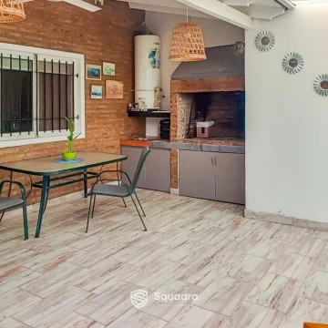 1787339548.jpg