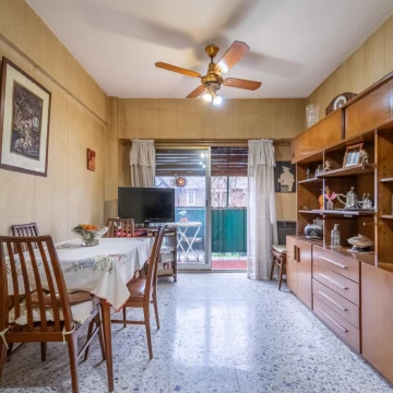 Departamento. 2 Ambientes. Balcón.  Villa Urquiza