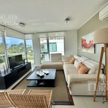 Venta o Alquiler:  2 Suite ,  playa brava , Punta del Este