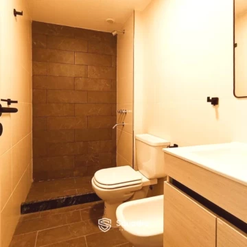 1787346752.jpg