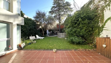 Casa en Venta, Abasto, Rosario, 3 dormitorios, patio y pileta !