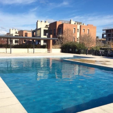 TERRAZAS DE AYRES, 3 ambientes, venta o alquiler con muebles 
