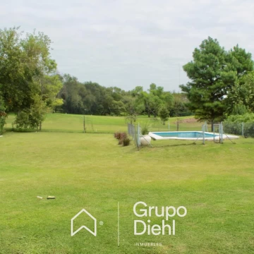 Casa EN VENTA Fondo Golf en Lomas de la Carolina