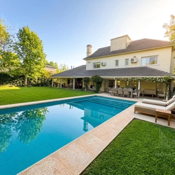 Casa en venta en el Barrio La Pradera, Pilar